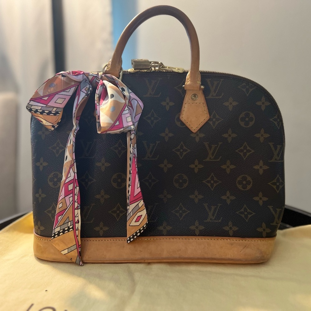 Louis Vuitton Alma